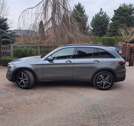 Mercedes-Benz GLC cena 215000 przebieg: 49000, rok produkcji 2022 z Kalisz małe 121